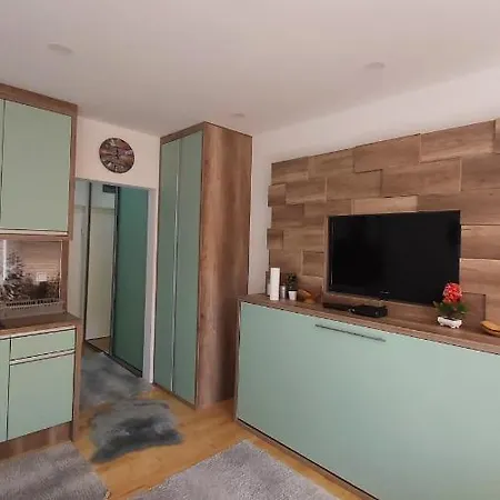 Twin * Белашница